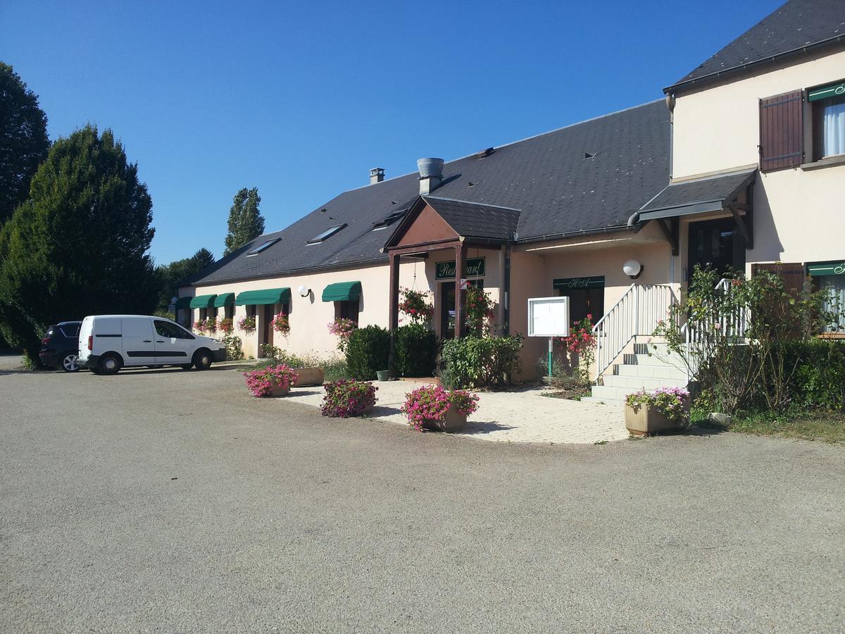 Logis Hotel Restaurant De L'Abbaye Ferrieres-en-Gatinais 外观 照片